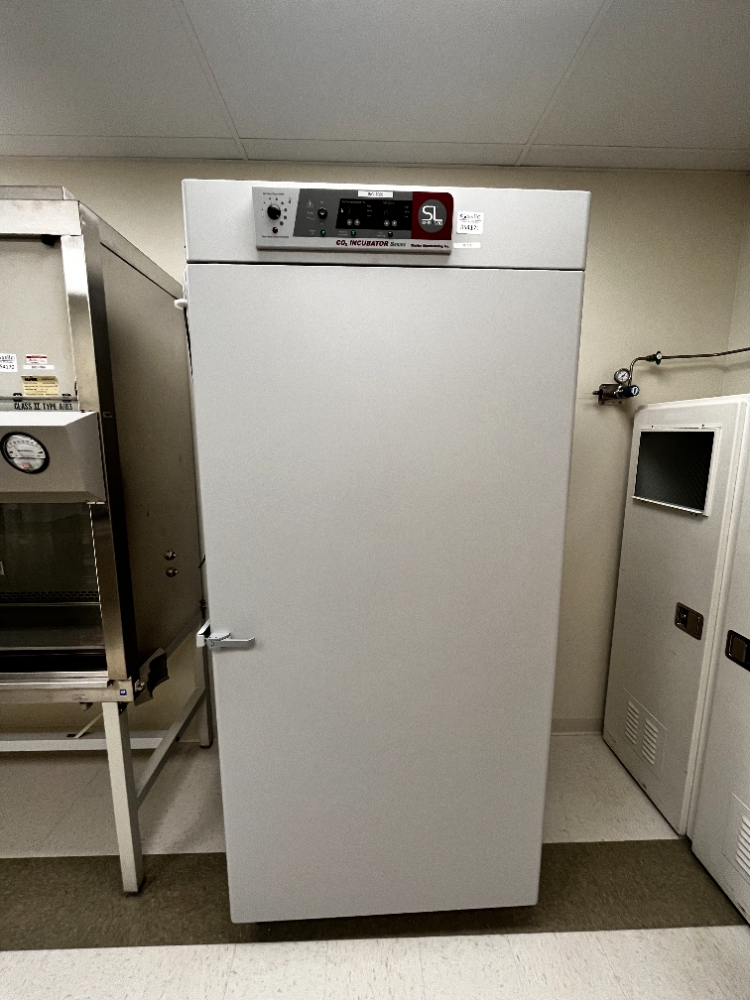 Image of Sheldon 2440-ZZMFG Reach-In CO2 Incubator